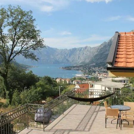 3-Bedroom Apartment With Panoramic Bay Views Kotor Kültér fotó