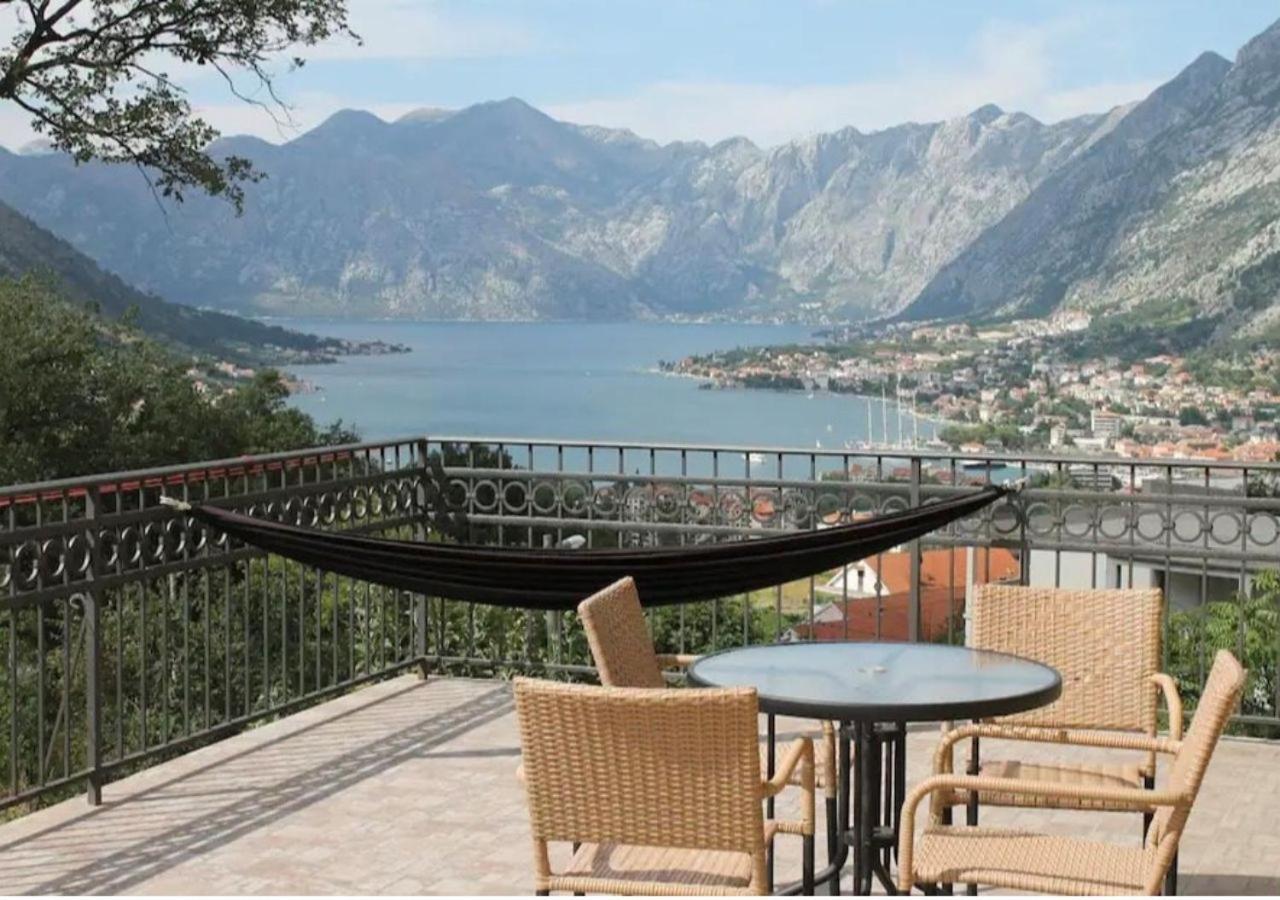 3-Bedroom Apartment With Panoramic Bay Views Kotor Kültér fotó
