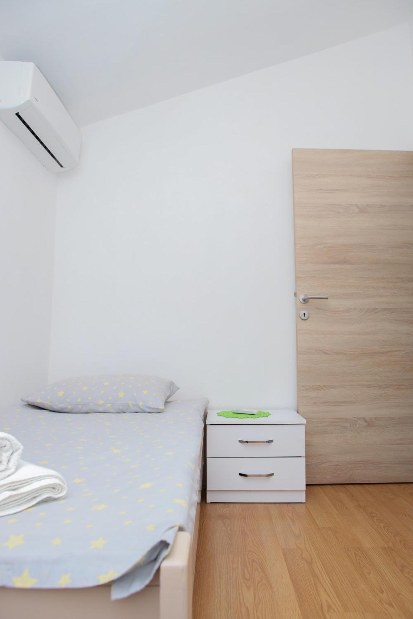 3-Bedroom Apartment With Panoramic Bay Views Kotor Kültér fotó