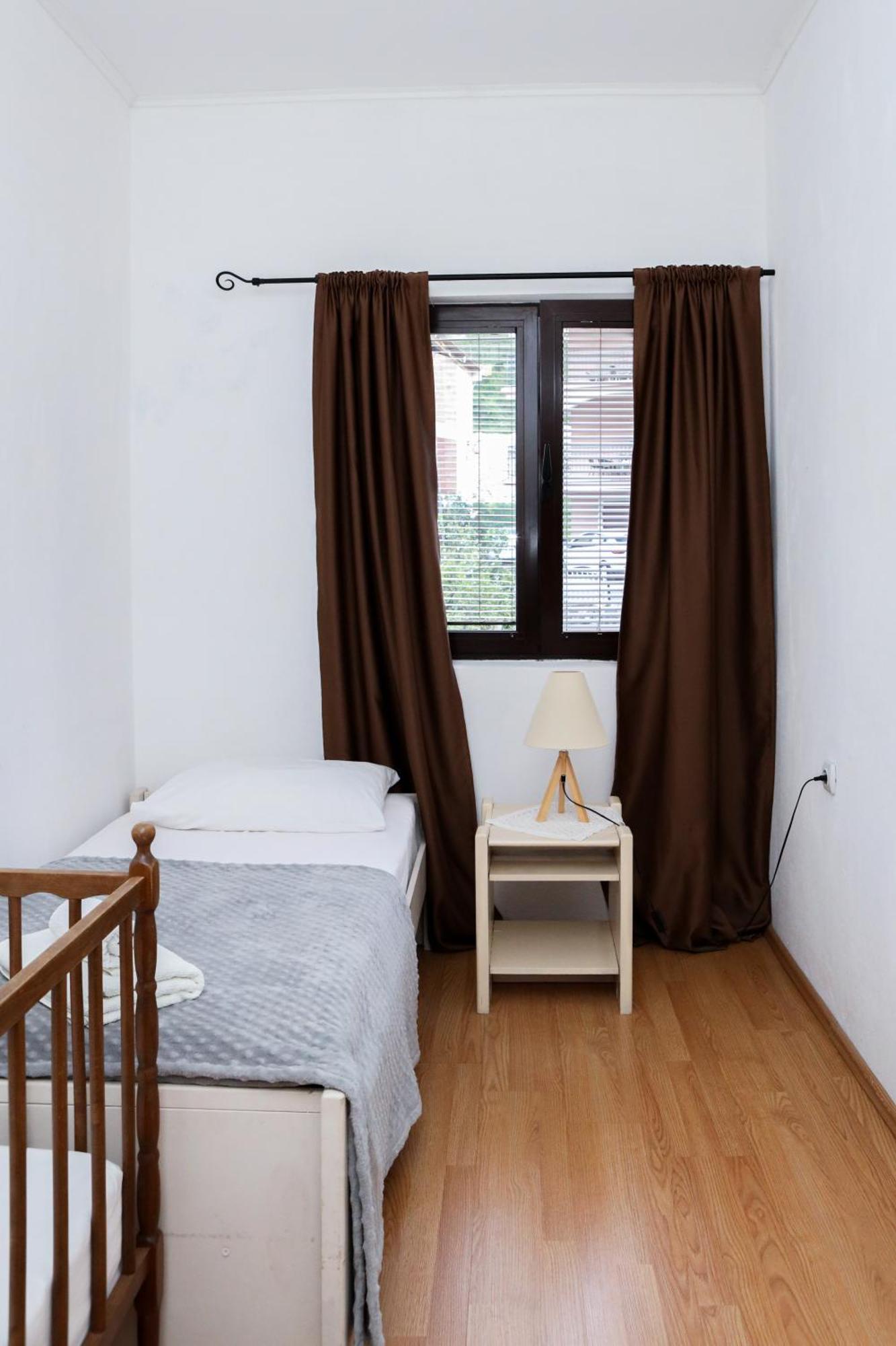 3-Bedroom Apartment With Panoramic Bay Views Kotor Kültér fotó